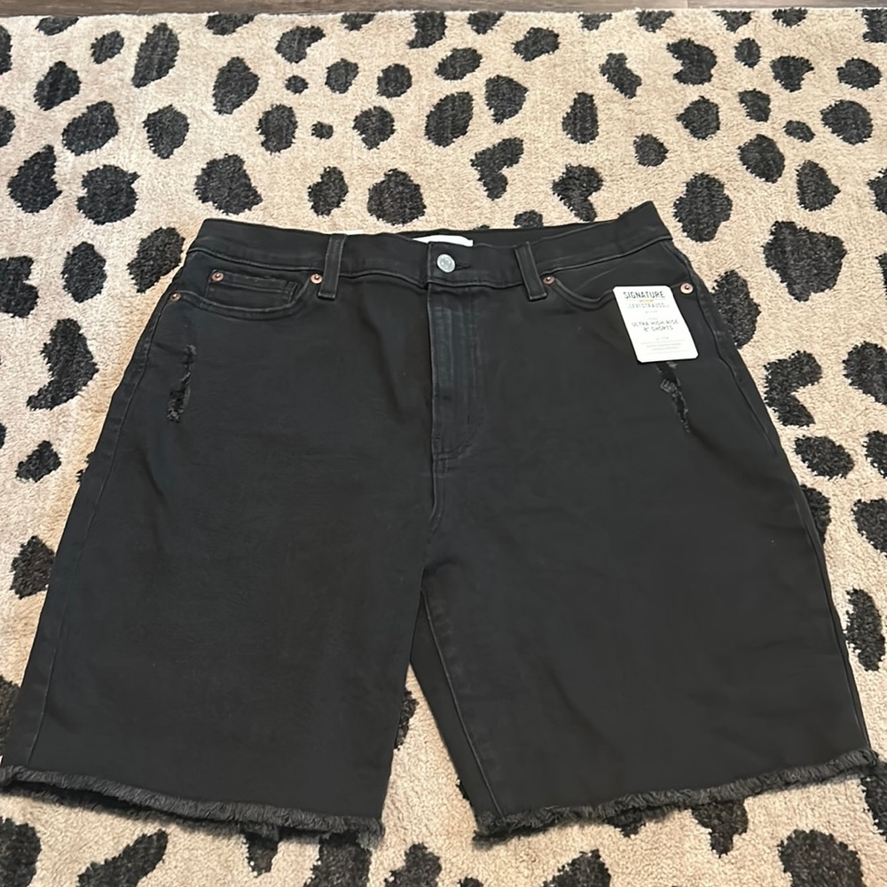 Signature by Levi Strauss & Co. Gold label Women’s jr.